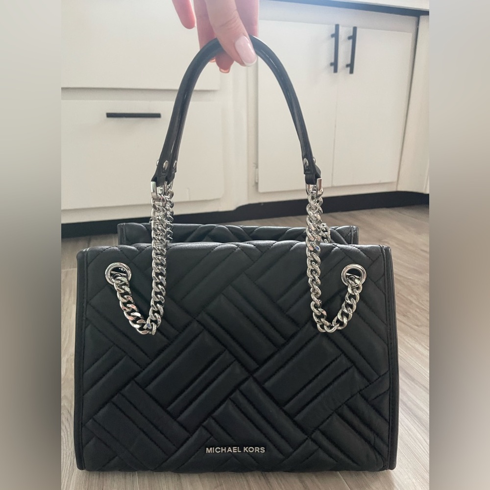Michael Kors leather bag
